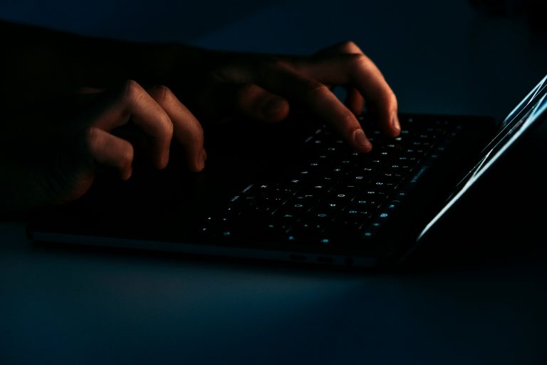 Using AI to Combat Cybersecurity Threats in Real Time