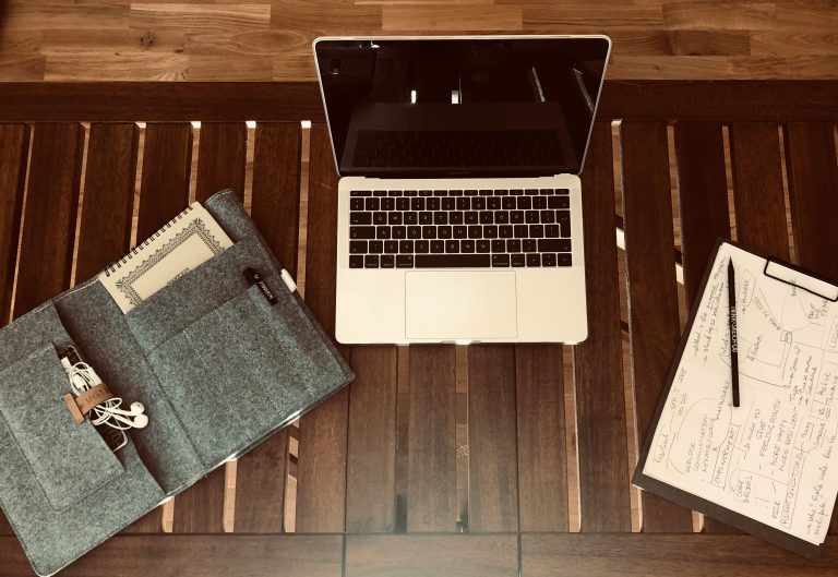 AI Agents in Daily Life: How Autonomous Systems Are Reshaping Workflows