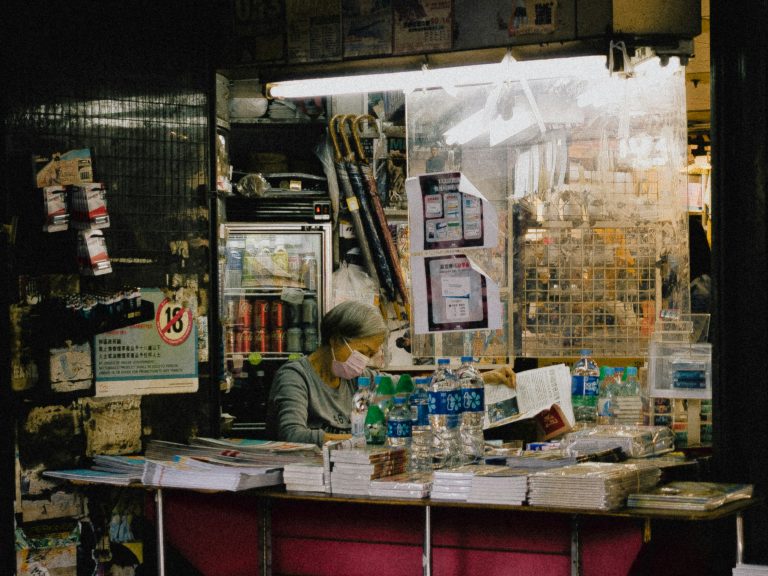 The Impact of AI on Global Work Culture: Redefining Jobs or Replacing Them?
